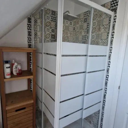 Apartment F2